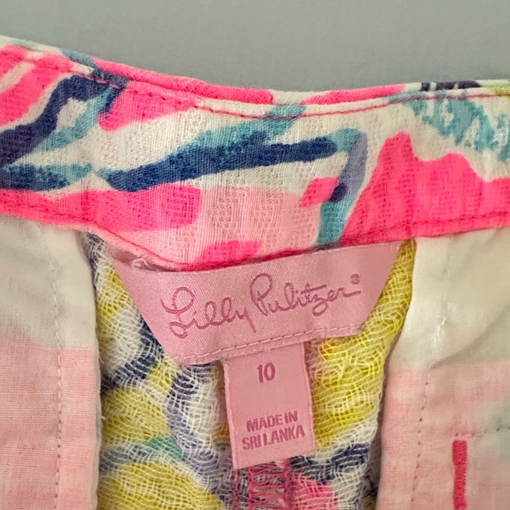 Lilly Pulitzer Hot Pink & Yellow Floral shorts - Picture 2 of 4